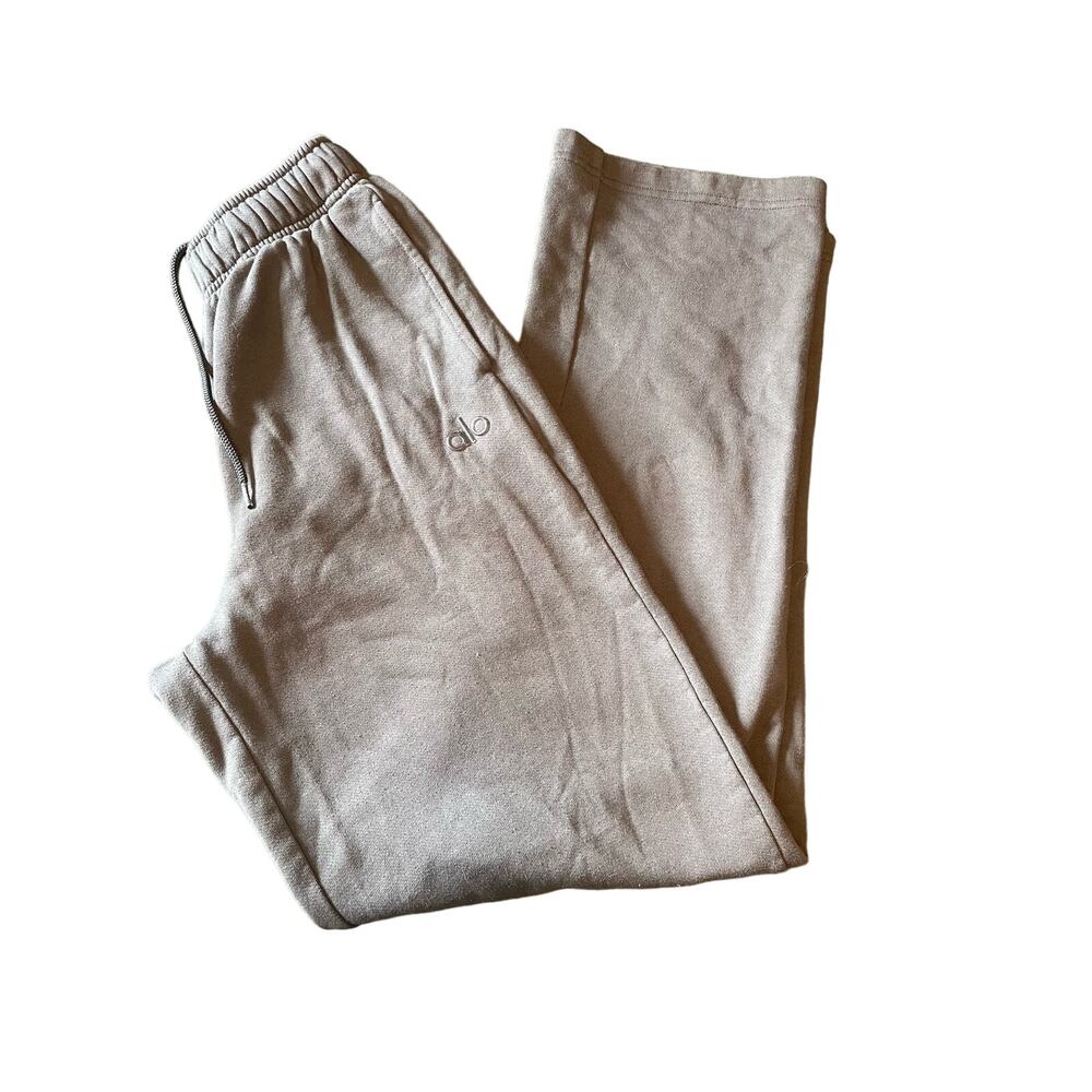 Alo yoga light green sweatpants boot cut xs